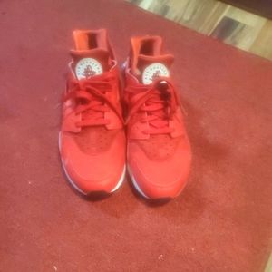 Harrache red n white